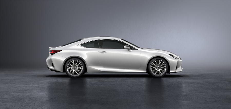  Lexus RC300h 2018 года  (WW) (фото 85 из 139)